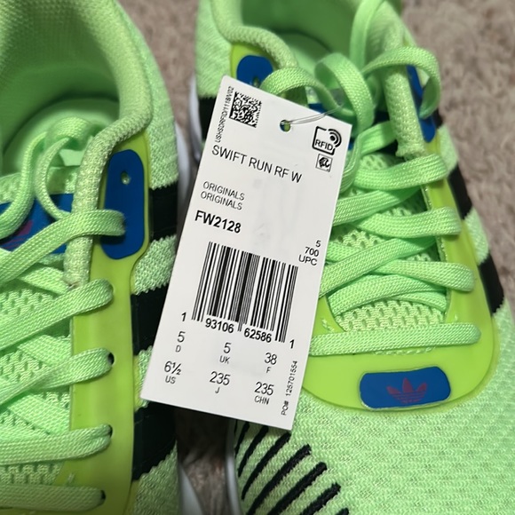 Female Adidas Swift Run RF W US size 6.5 - Picture 2 of 2